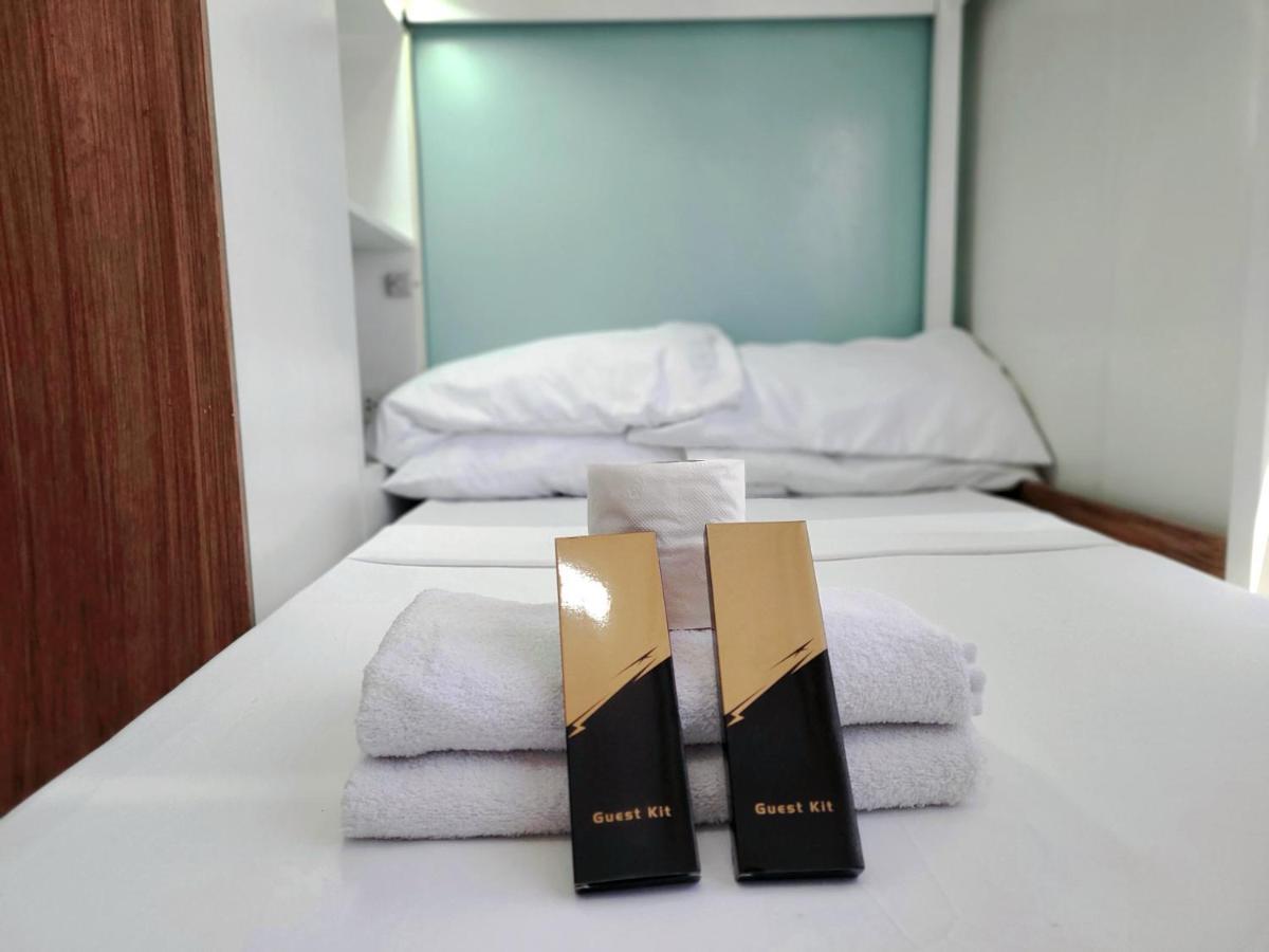 Plumera Condo Near Mactan Airport Studio With Balcony Bankal Exteriér fotografie